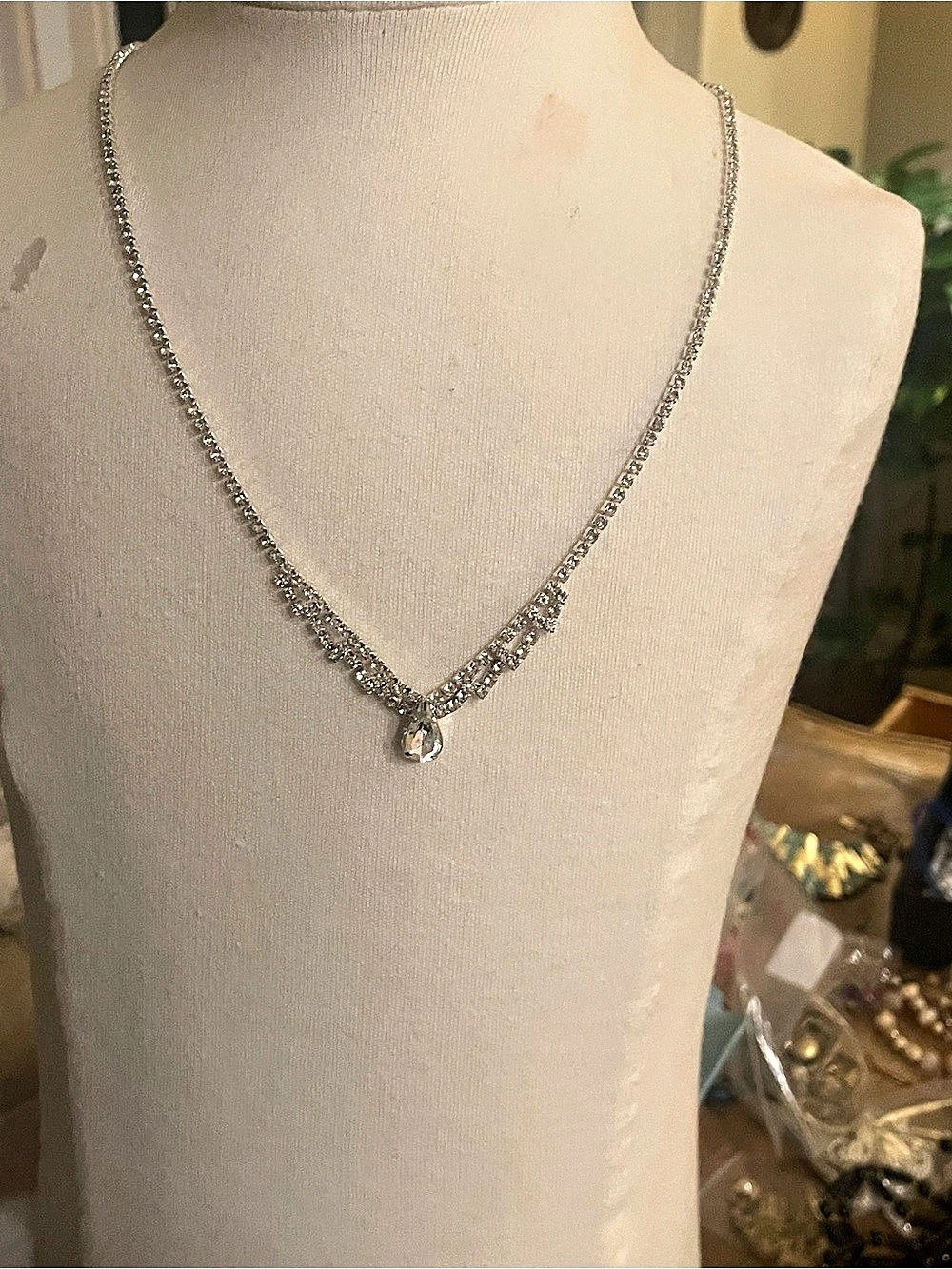Crystal Pendant Necklace in Silver Like New